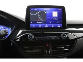 Ford Kuga thumbnail 33