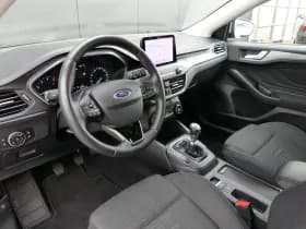 Ford Focus thumbnail 18