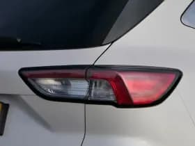 Ford Kuga thumbnail 33