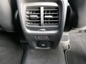 Ford Kuga thumbnail 34