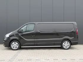 Renault Trafic thumbnail 2