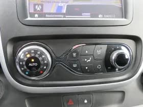 Renault Trafic thumbnail 10