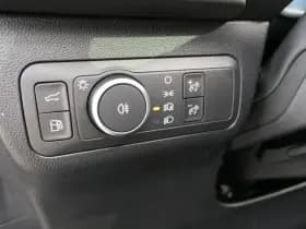Ford Kuga thumbnail 36