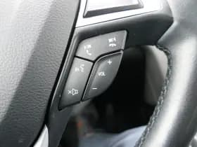 Ford Mondeo thumbnail 14