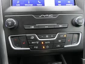Ford Mondeo thumbnail 21