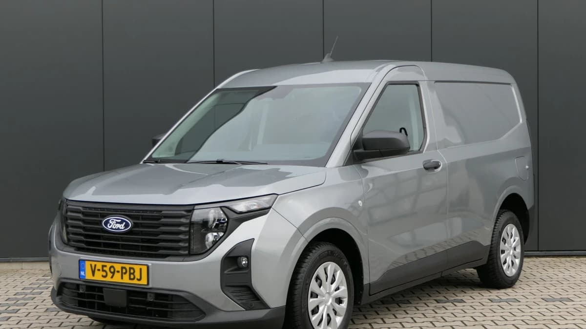 Ford Transit Courier — foto 1