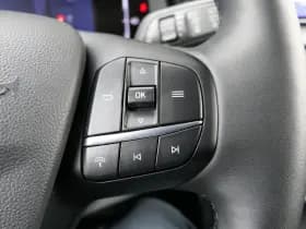 Ford Transit Courier thumbnail 16