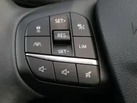Ford Kuga thumbnail 22