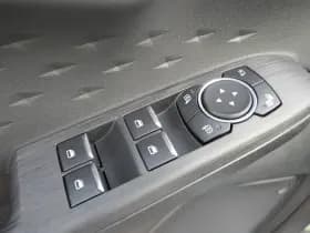 Ford Kuga thumbnail 31