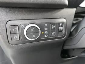 Ford Kuga thumbnail 32
