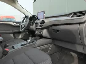Ford Kuga thumbnail 6