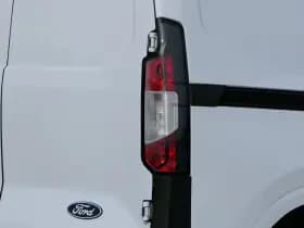 Ford Transit Courier thumbnail 23