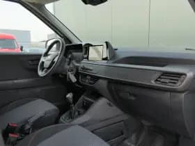 Ford Transit Courier thumbnail 7