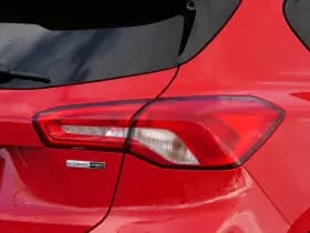Ford Focus thumbnail 36