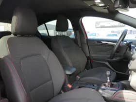 Ford Focus thumbnail 7