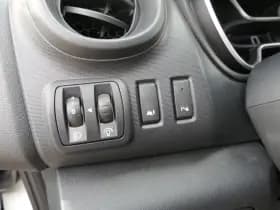 Renault Trafic thumbnail 32