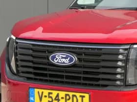 Ford Transit Courier thumbnail 30