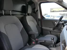 Ford Transit Courier thumbnail 8