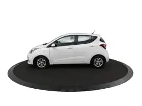 Hyundai i10 thumbnail 2