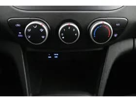 Hyundai i10 thumbnail 9