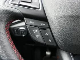 Ford EcoSport thumbnail 18