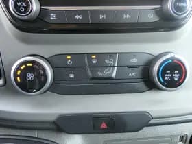 Ford Transit Custom thumbnail 9