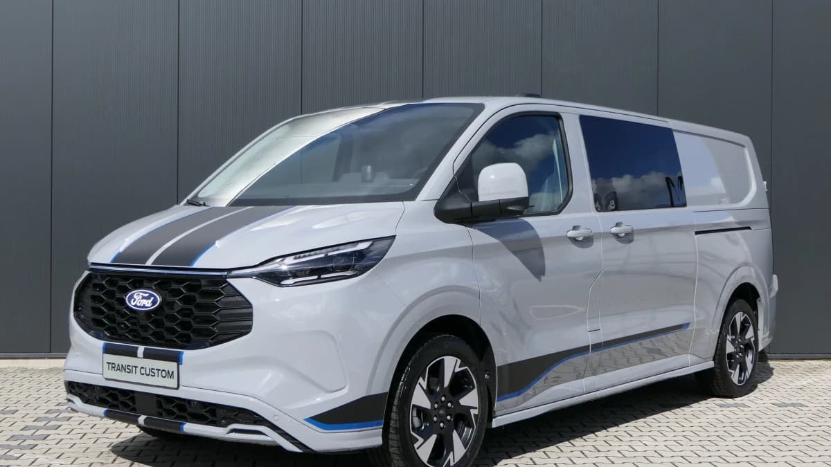 Ford Transit Custom — foto 1