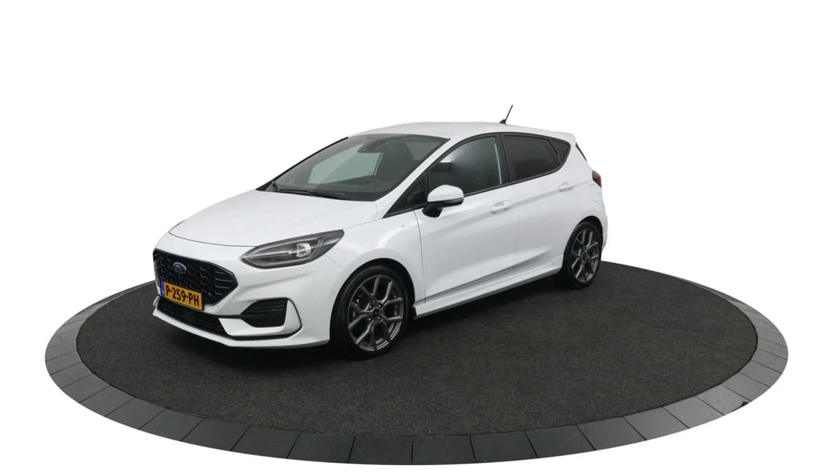 Ford Fiesta — foto 1