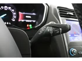 Ford Mondeo thumbnail 32