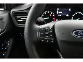 Ford Focus thumbnail 14