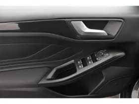 Ford Focus thumbnail 23