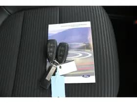 Ford Kuga thumbnail 34