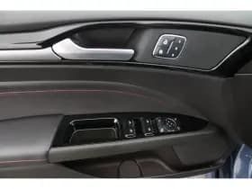 Ford Mondeo thumbnail 34