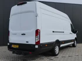 Ford Transit thumbnail 4