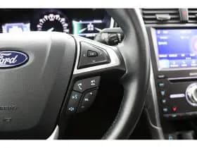 Ford Mondeo thumbnail 16