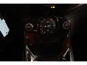 Ford Fiesta thumbnail 8