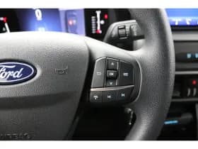 Ford Transit Courier thumbnail 12