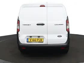 Ford Transit Courier thumbnail 17