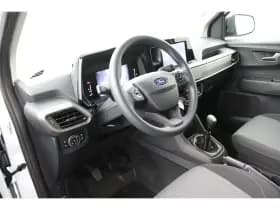 Ford Transit Courier thumbnail 5