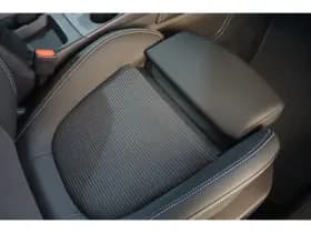 Ford Kuga thumbnail 9