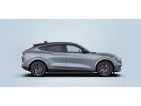 Ford Mustang Mach-E thumbnail 3