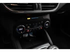 Ford Focus thumbnail 17