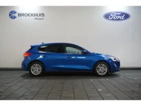 Ford Focus thumbnail 6
