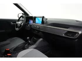 Ford Transit Courier thumbnail 11