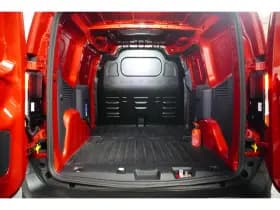Ford Transit Courier thumbnail 13