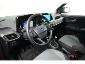 Ford Transit Courier thumbnail 16