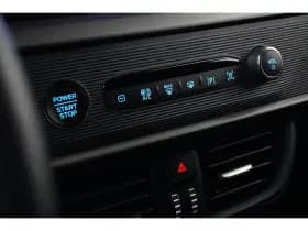 Ford Transit Courier thumbnail 21