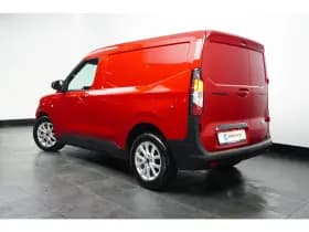 Ford Transit Courier thumbnail 30