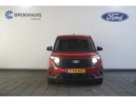 Ford Transit Courier thumbnail 9