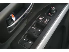 Suzuki S-Cross thumbnail 29